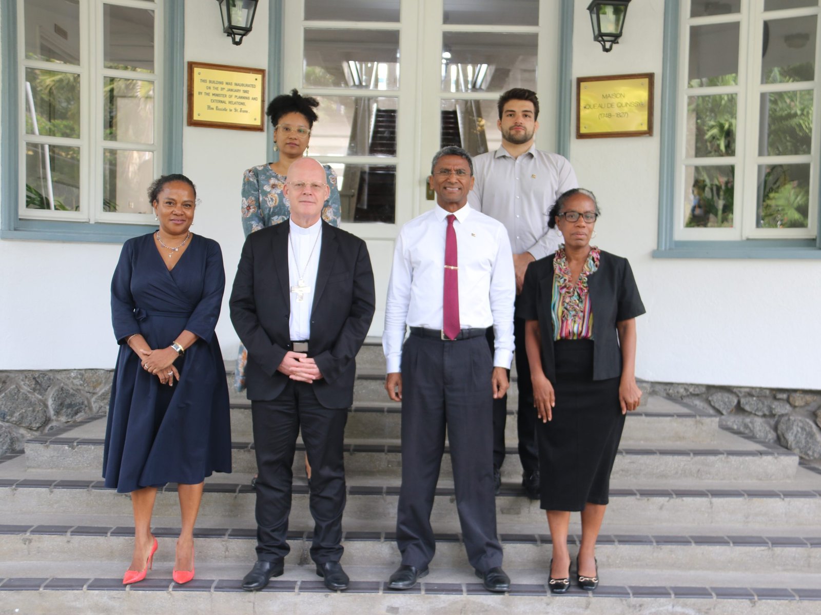 Le Ministre Barry Faure reçoit le Nonce Apostolique au terme de sa mission aux Seychelles