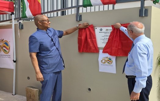 New Government housing model launched as Six Mid-range Condominium Units Handed over at Les Mamelles